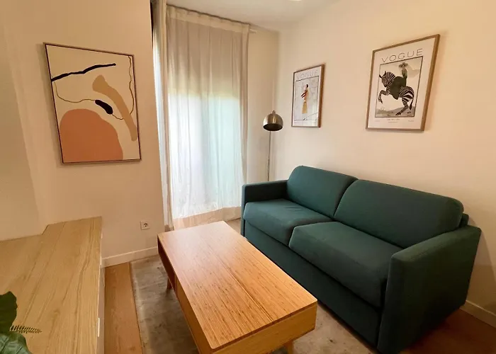 Samaniego Apartment - Madrid Airport